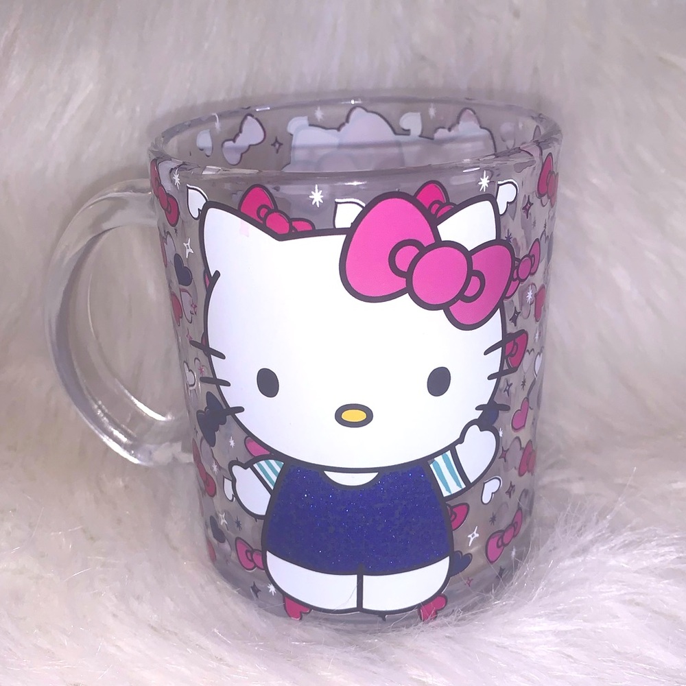 NEW!!! HELLO KITTY BOW MUG